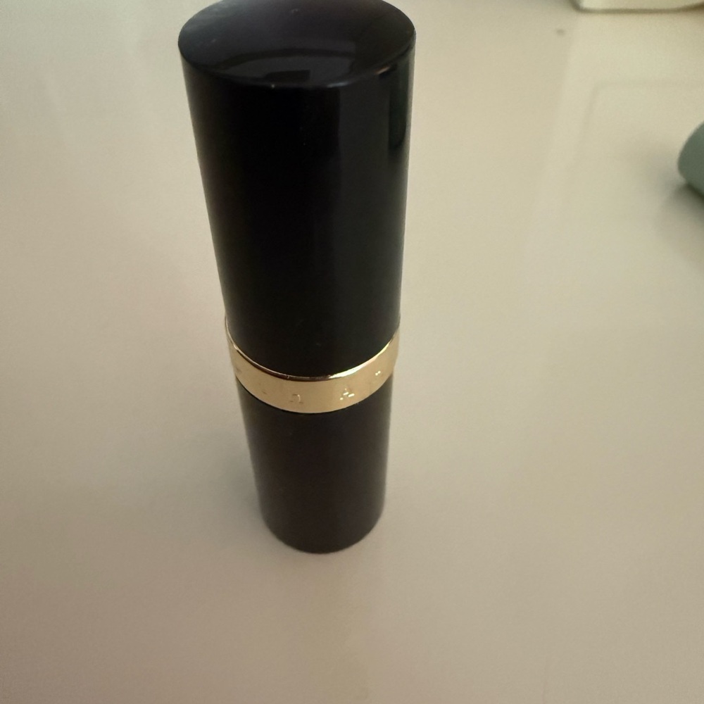 Elizabeth Arden Blossom color lipstick